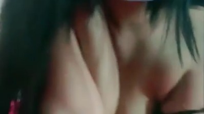 Tante Toket Melon Menggoda Live