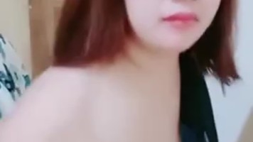 Tante Yasmine Semok Tampil Menggoda Dreamlive