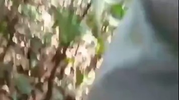 Dua Sejoli Kebelet Ngewe Di Kebun Orang
